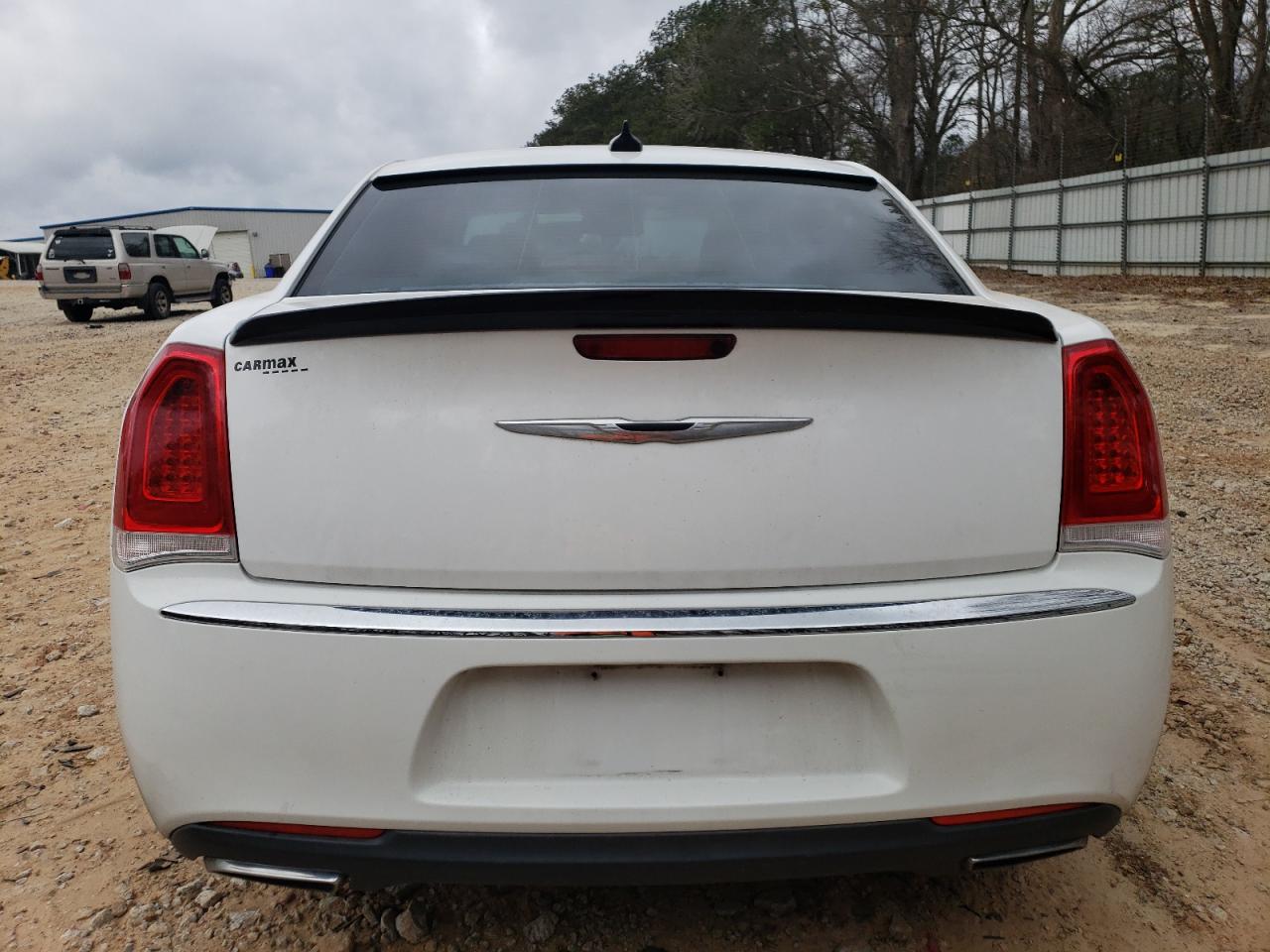 Photo 5 VIN: 2C3CCAAGXFH807107 - CHRYSLER 300 