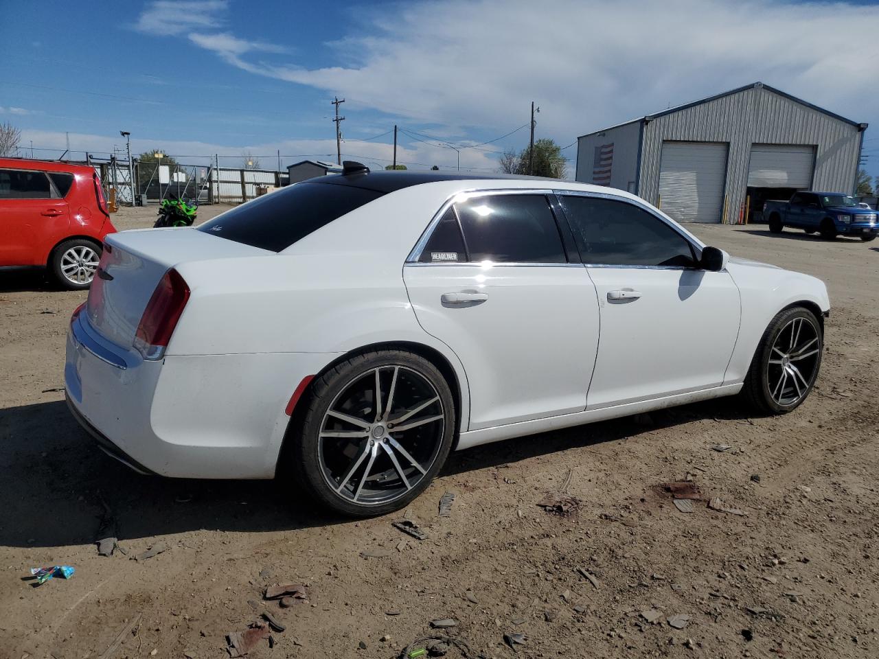 Photo 2 VIN: 2C3CCAAGXFH841905 - CHRYSLER 300 LIMITE 