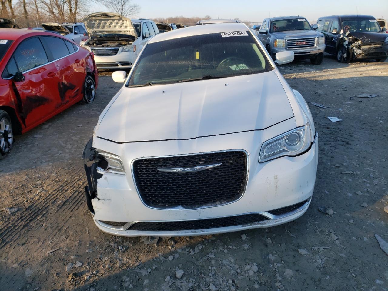 Photo 4 VIN: 2C3CCAAGXFH929613 - CHRYSLER 300 