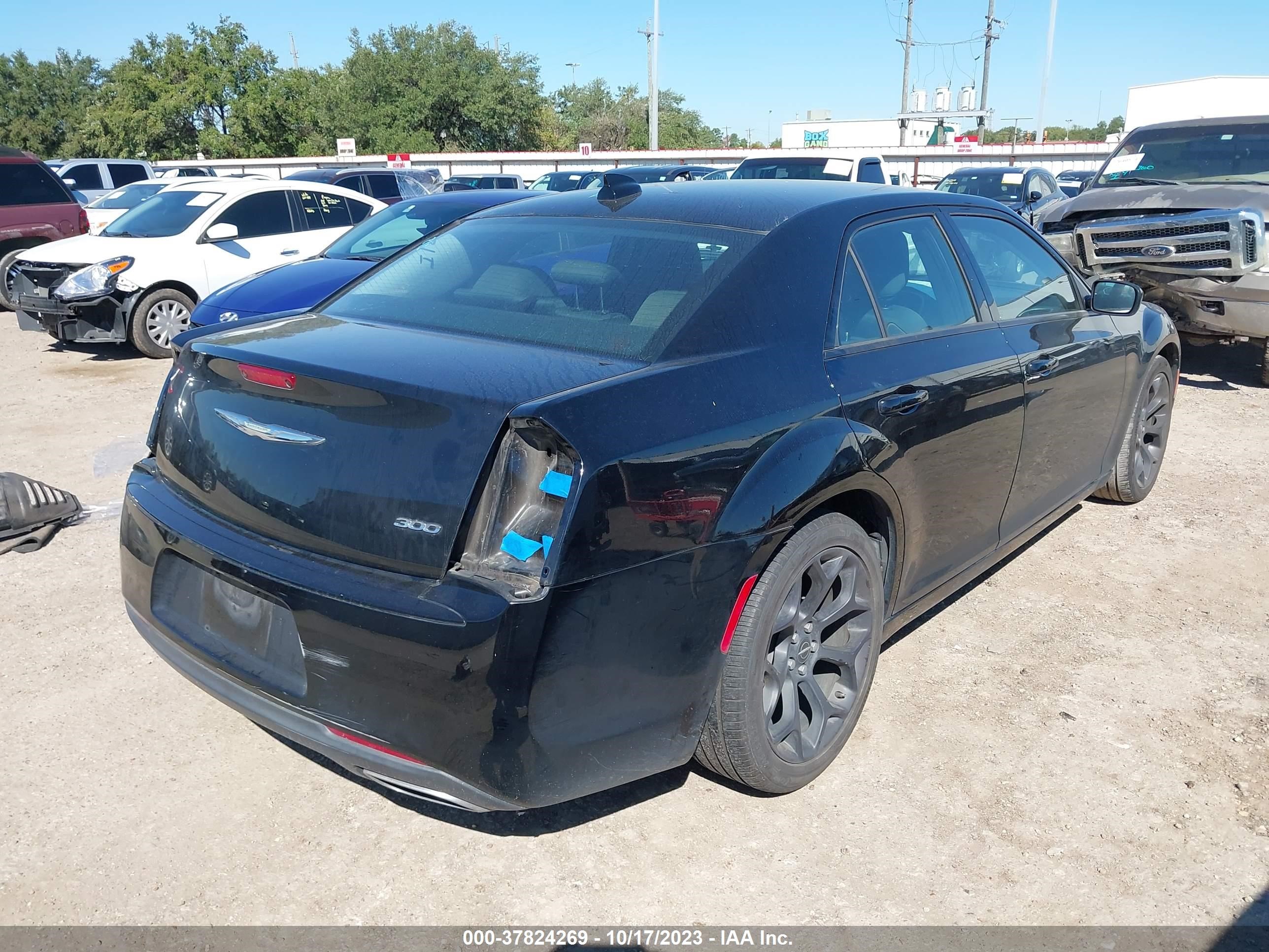 Photo 3 VIN: 2C3CCAAGXKH590233 - CHRYSLER 300 