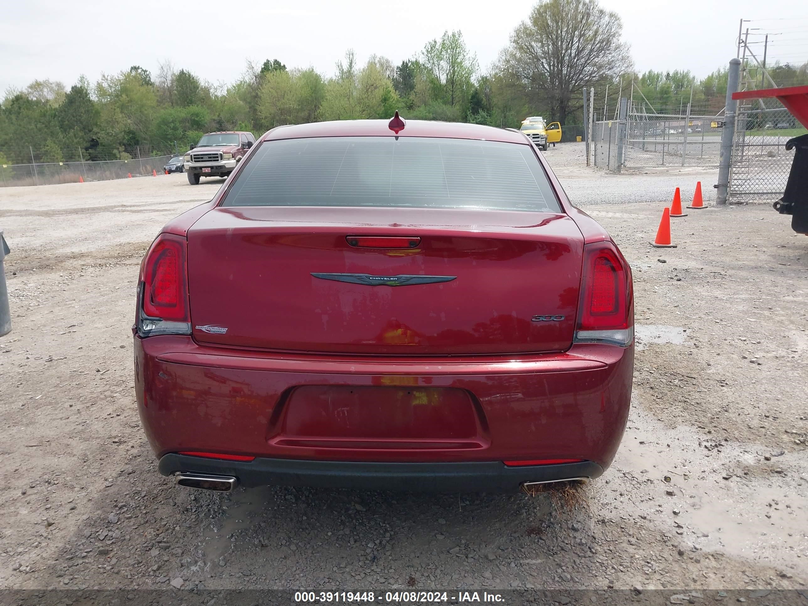 Photo 16 VIN: 2C3CCAAGXLH245950 - CHRYSLER 300 