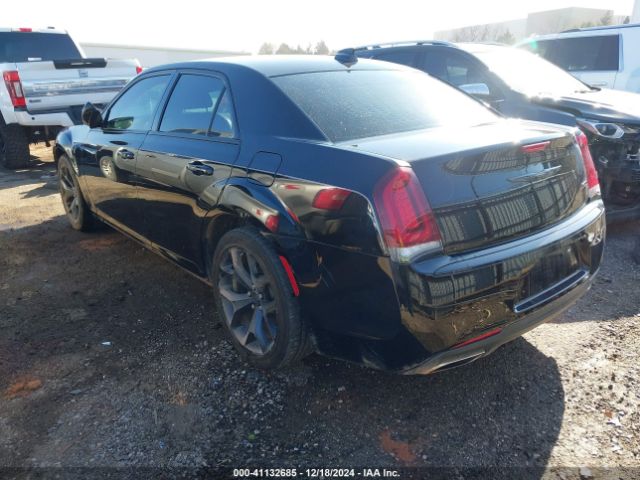 Photo 2 VIN: 2C3CCAAGXMH538118 - CHRYSLER 300 