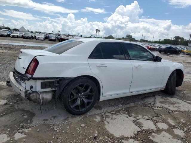 Photo 2 VIN: 2C3CCAAGXNH268423 - CHRYSLER 300 TOURIN 