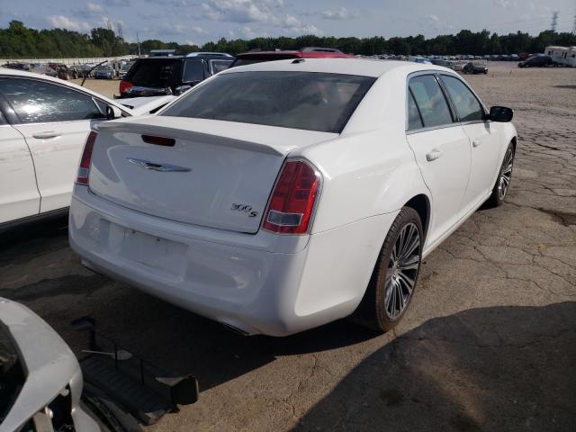 Photo 3 VIN: 2C3CCABG0DH732705 - CHRYSLER 300 S 