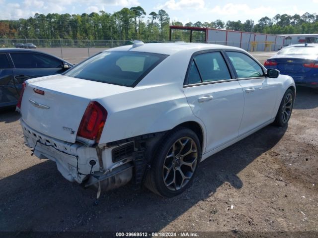 Photo 3 VIN: 2C3CCABG0FH786928 - CHRYSLER 300 