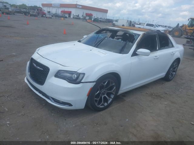 Photo 1 VIN: 2C3CCABG0FH797105 - CHRYSLER 300 