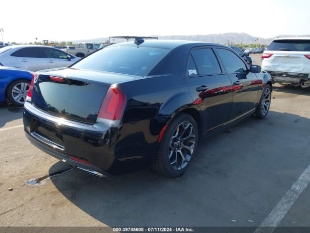 Photo 3 VIN: 2C3CCABG0FH830586 - CHRYSLER 300 