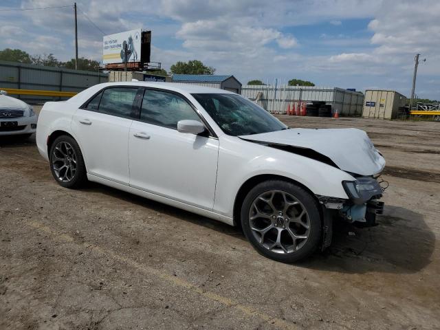 Photo 3 VIN: 2C3CCABG0FH882820 - CHRYSLER 300 