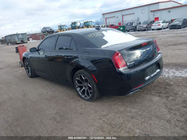 Photo 2 VIN: 2C3CCABG0FH921566 - CHRYSLER 300 