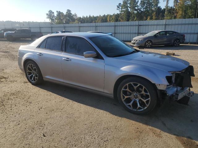 Photo 3 VIN: 2C3CCABG0GH182409 - CHRYSLER 300 S 