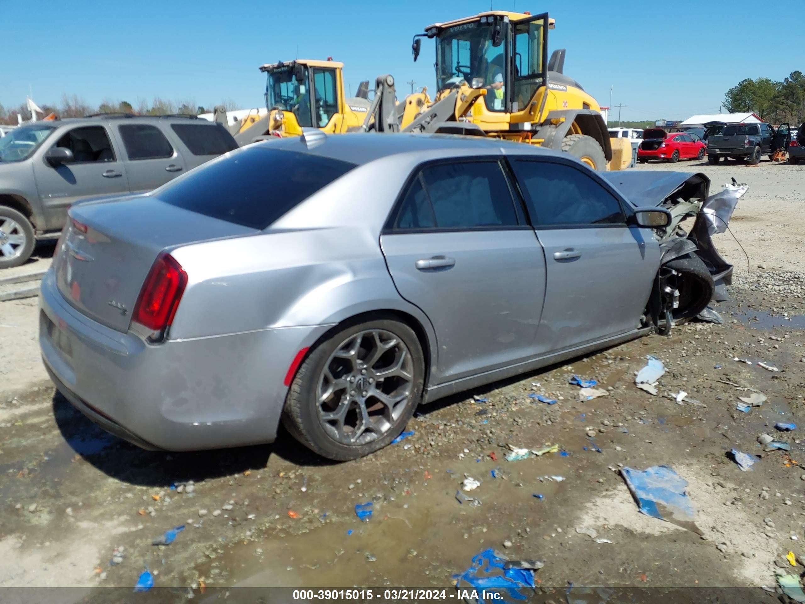 Photo 3 VIN: 2C3CCABG0GH243399 - CHRYSLER 300 