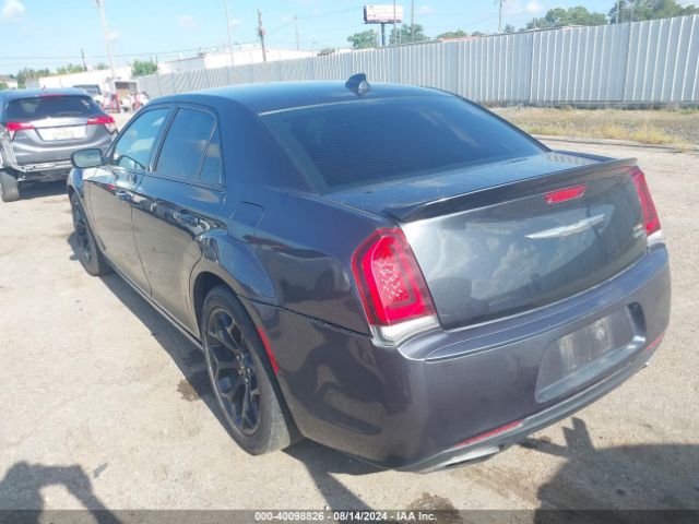 Photo 2 VIN: 2C3CCABG0KH516561 - CHRYSLER 300 