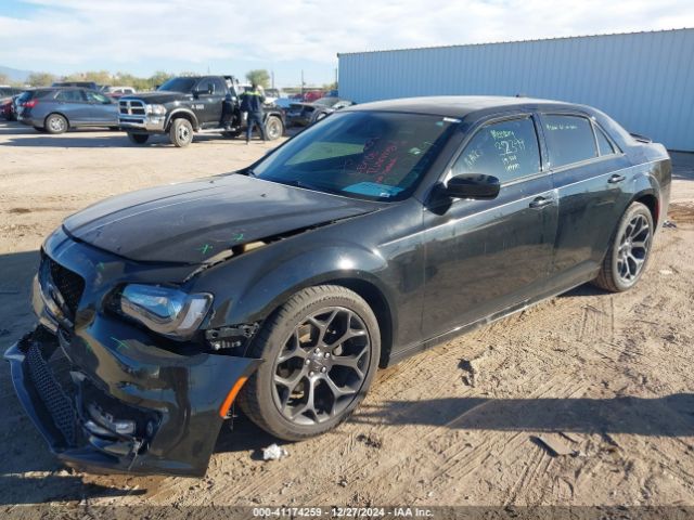 Photo 1 VIN: 2C3CCABG0KH573293 - CHRYSLER 300 