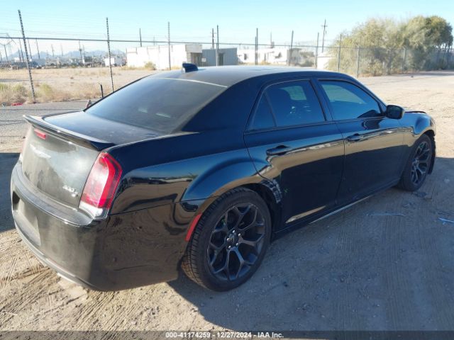 Photo 3 VIN: 2C3CCABG0KH573293 - CHRYSLER 300 