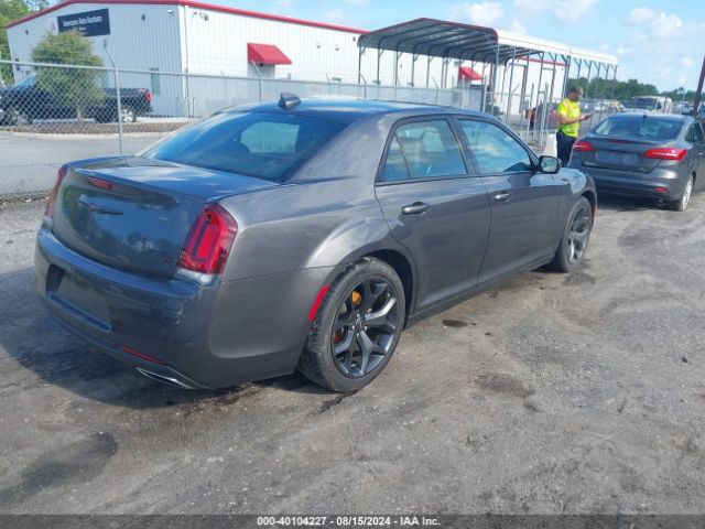 Photo 3 VIN: 2C3CCABG0MH554455 - CHRYSLER 300 