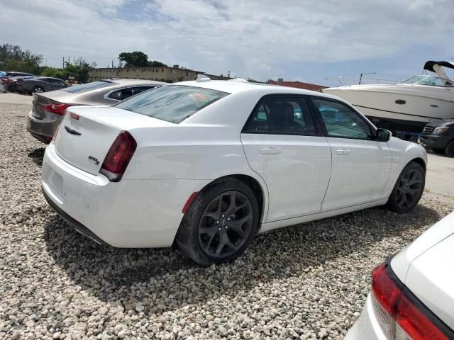 Photo 2 VIN: 2C3CCABG0NH167440 - CHRYSLER 300 S 