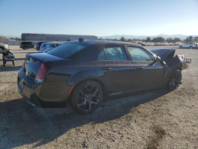 Photo 2 VIN: 2C3CCABG0PH524389 - CHRYSLER 300 S 