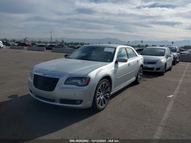 Photo 1 VIN: 2C3CCABG1CH272940 - CHRYSLER 300 