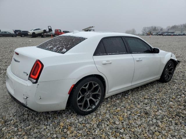 Photo 2 VIN: 2C3CCABG1FH872698 - CHRYSLER 300 