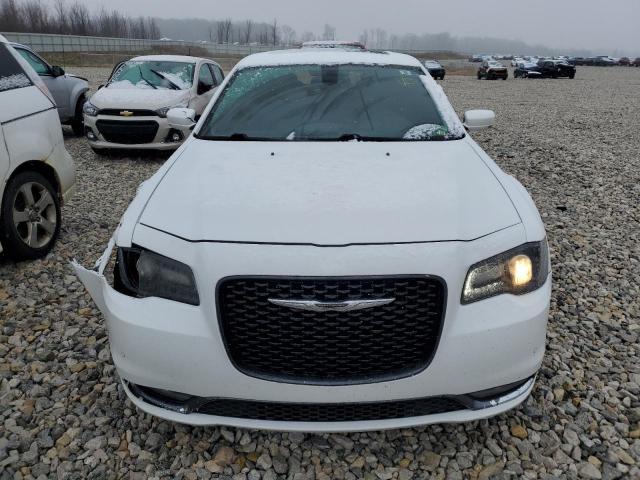 Photo 4 VIN: 2C3CCABG1FH872698 - CHRYSLER 300 