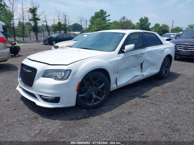 Photo 1 VIN: 2C3CCABG1JH117639 - CHRYSLER 300 