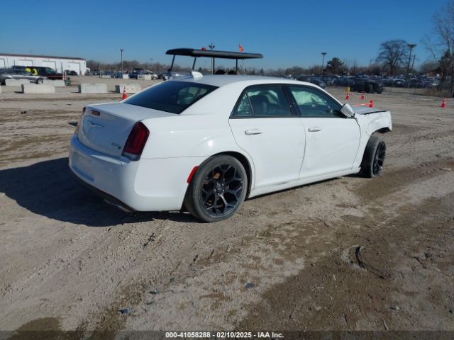 Photo 3 VIN: 2C3CCABG1KH515709 - CHRYSLER 300 