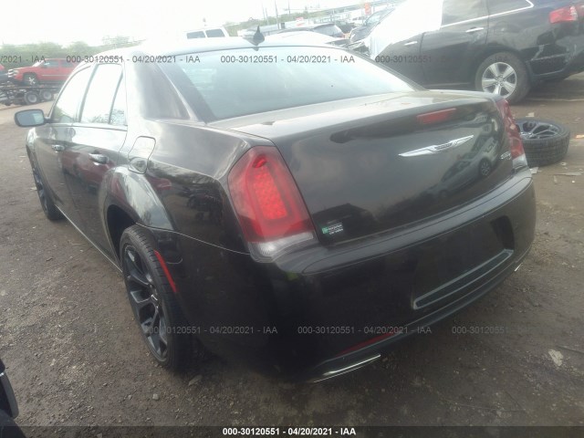 Photo 2 VIN: 2C3CCABG1KH697492 - CHRYSLER 300 