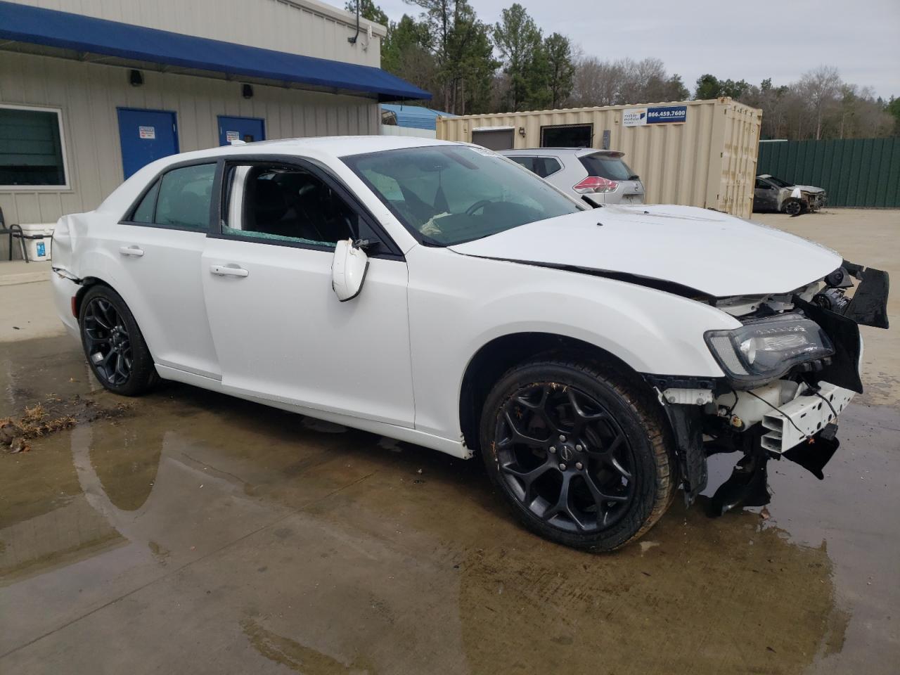 Photo 3 VIN: 2C3CCABG1LH158663 - CHRYSLER 300 