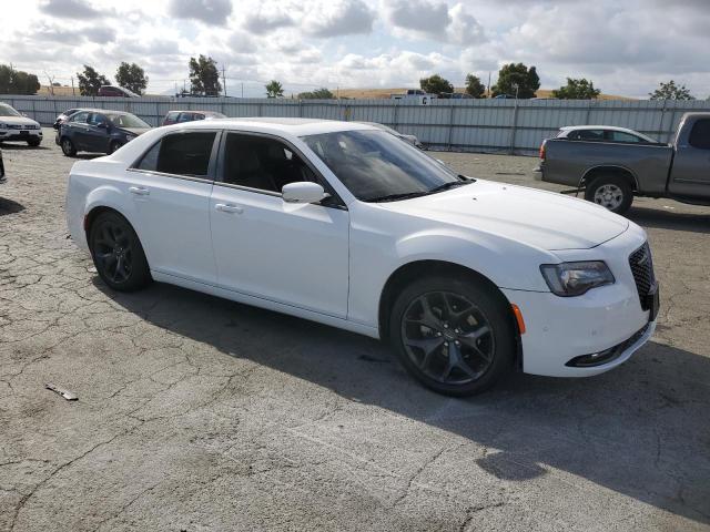 Photo 3 VIN: 2C3CCABG1NH130851 - CHRYSLER 300 S 