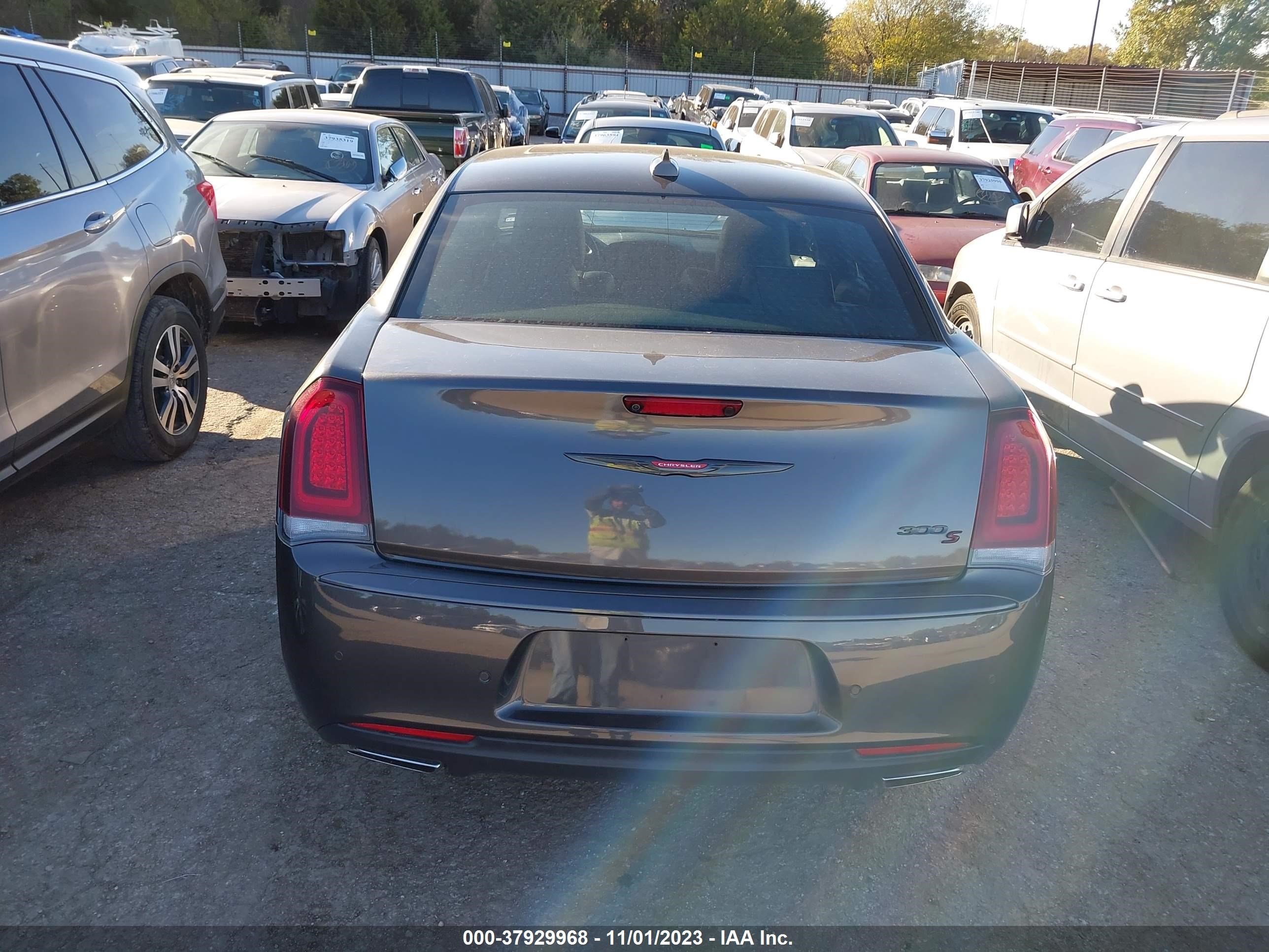 Photo 16 VIN: 2C3CCABG1NH170752 - CHRYSLER 300 