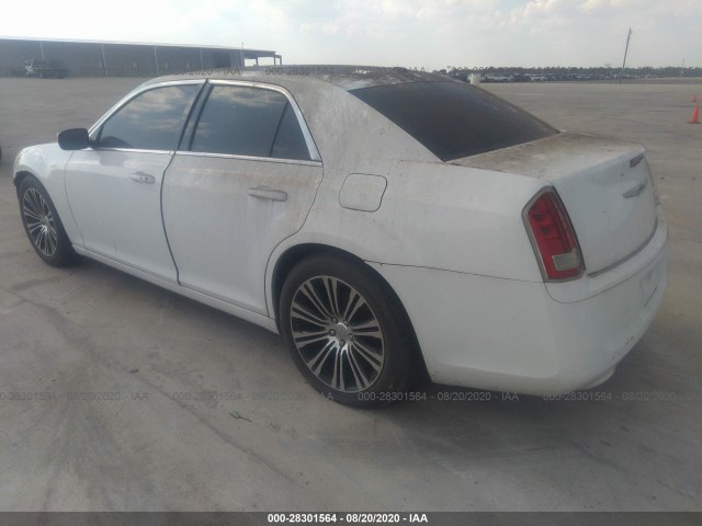 Photo 2 VIN: 2C3CCABG2CH115353 - CHRYSLER 300 