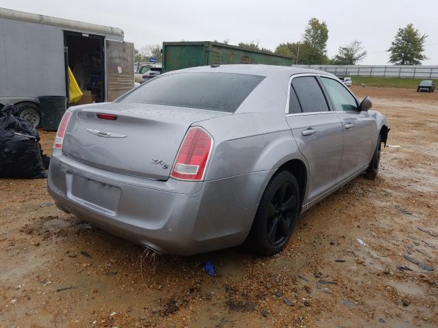 Photo 3 VIN: 2C3CCABG2DH735881 - CHRYSLER 300 S 