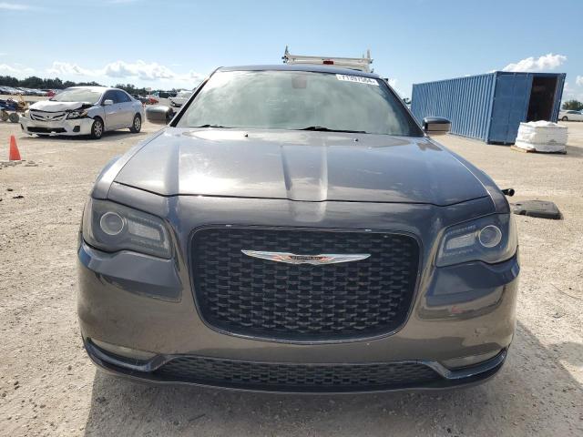 Photo 4 VIN: 2C3CCABG2FH848961 - CHRYSLER 300 S 