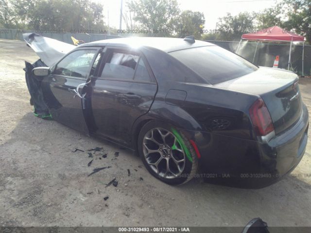 Photo 2 VIN: 2C3CCABG2JH214543 - CHRYSLER 300 