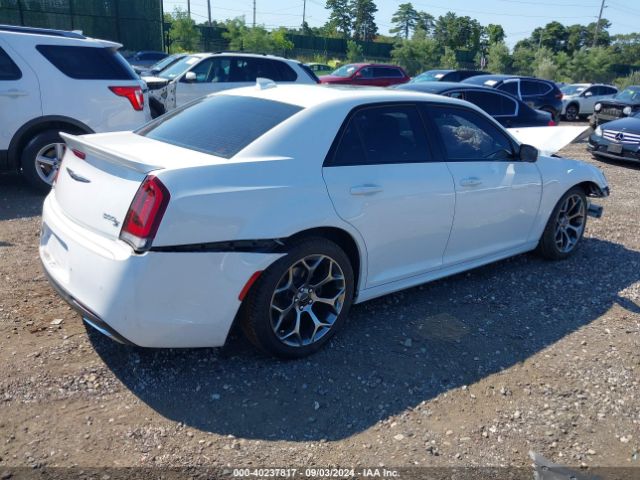 Photo 3 VIN: 2C3CCABG2JH269588 - CHRYSLER 300 