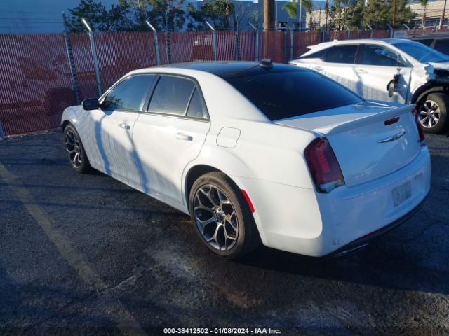 Photo 2 VIN: 2C3CCABG2JH277948 - CHRYSLER 300 