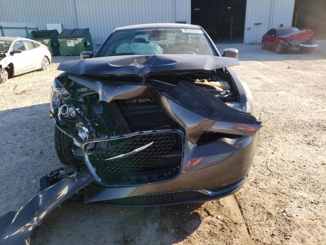 Photo 4 VIN: 2C3CCABG2KH697775 - CHRYSLER 300 S 