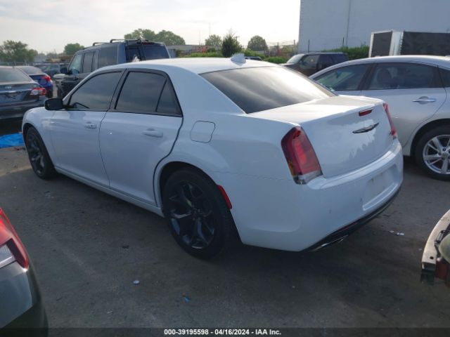 Photo 2 VIN: 2C3CCABG2MH589045 - CHRYSLER 300 