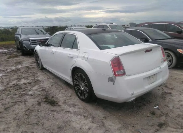 Photo 2 VIN: 2C3CCABG3CH235341 - CHRYSLER 300 