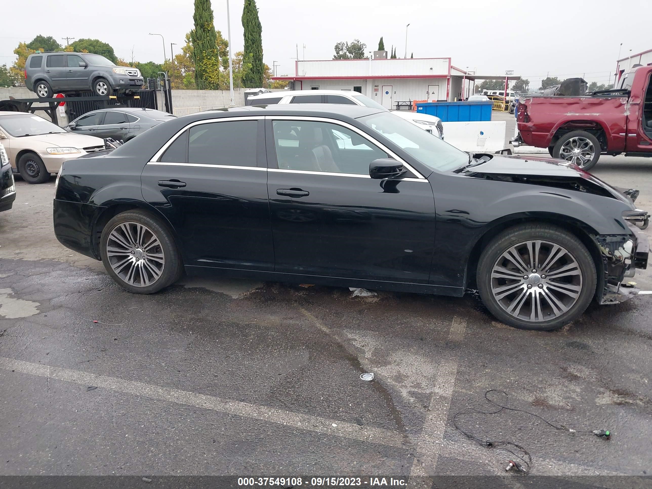 Photo 13 VIN: 2C3CCABG3DH595260 - CHRYSLER 300 