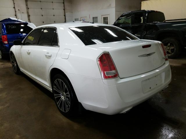 Photo 2 VIN: 2C3CCABG3DH656753 - CHRYSLER 300 S 