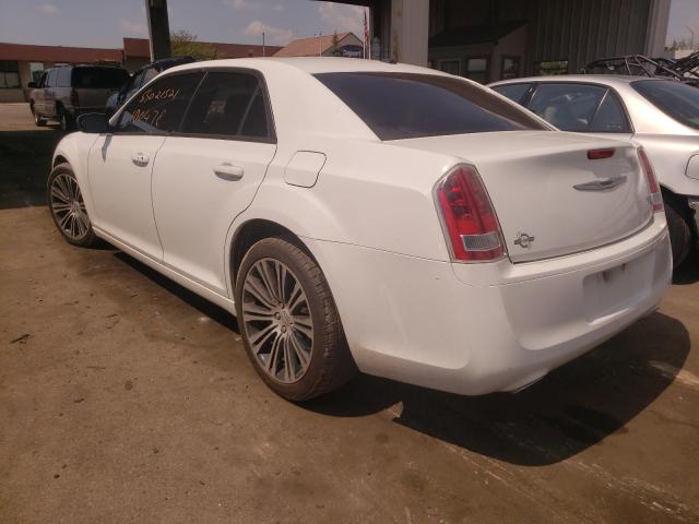 Photo 2 VIN: 2C3CCABG3DH714425 - CHRYSLER 300 S 