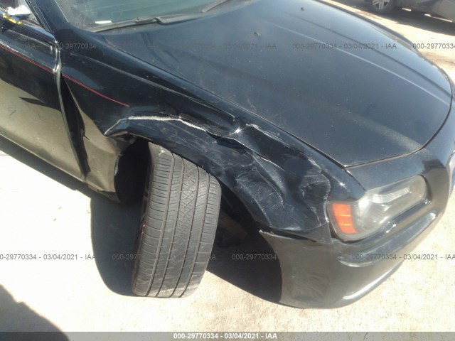 Photo 5 VIN: 2C3CCABG3DH735744 - CHRYSLER 300 