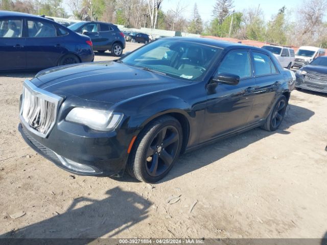 Photo 1 VIN: 2C3CCABG3FH792691 - CHRYSLER 300 