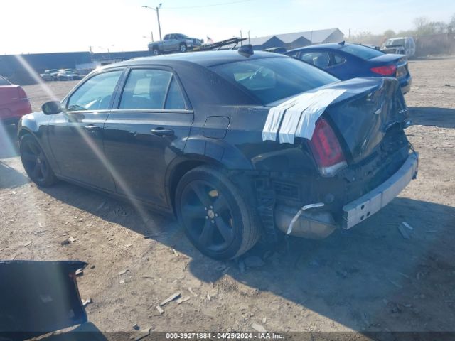 Photo 2 VIN: 2C3CCABG3FH792691 - CHRYSLER 300 