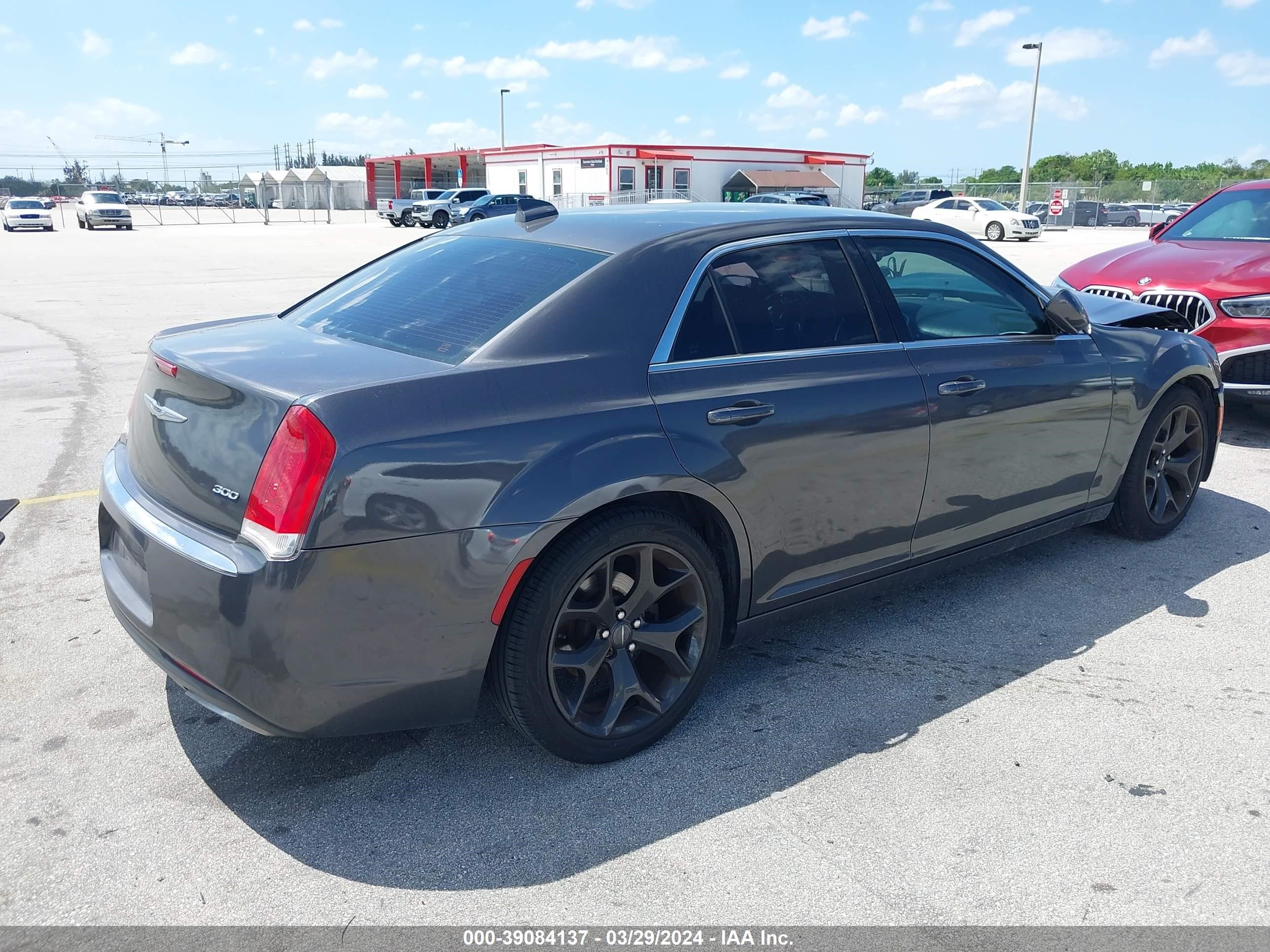 Photo 3 VIN: 2C3CCABG3HH577170 - CHRYSLER 300 