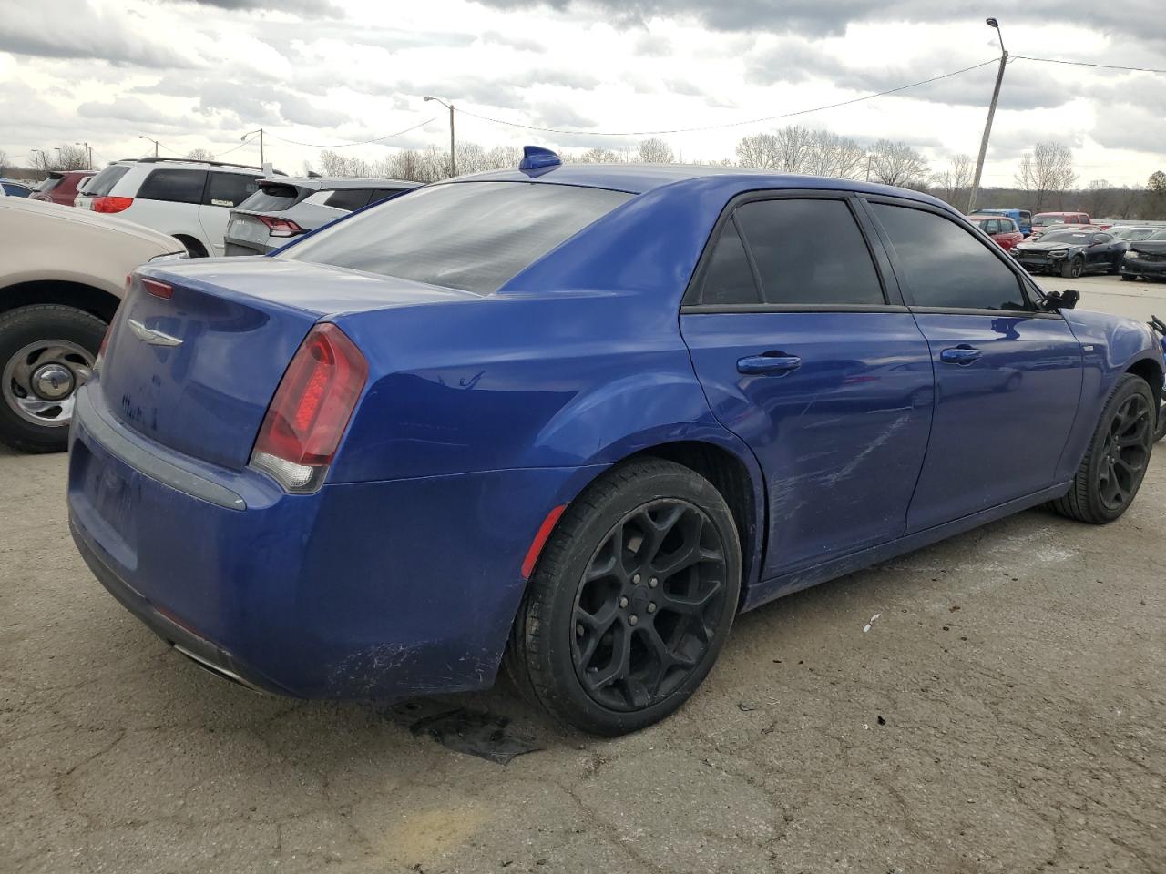 Photo 2 VIN: 2C3CCABG3KH537839 - CHRYSLER 300 