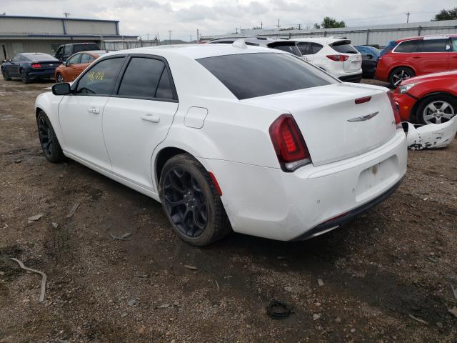 Photo 2 VIN: 2C3CCABG3KH682900 - CHRYSLER 300 S 