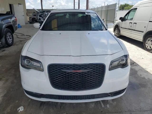 Photo 4 VIN: 2C3CCABG3NH127319 - CHRYSLER 300 S 