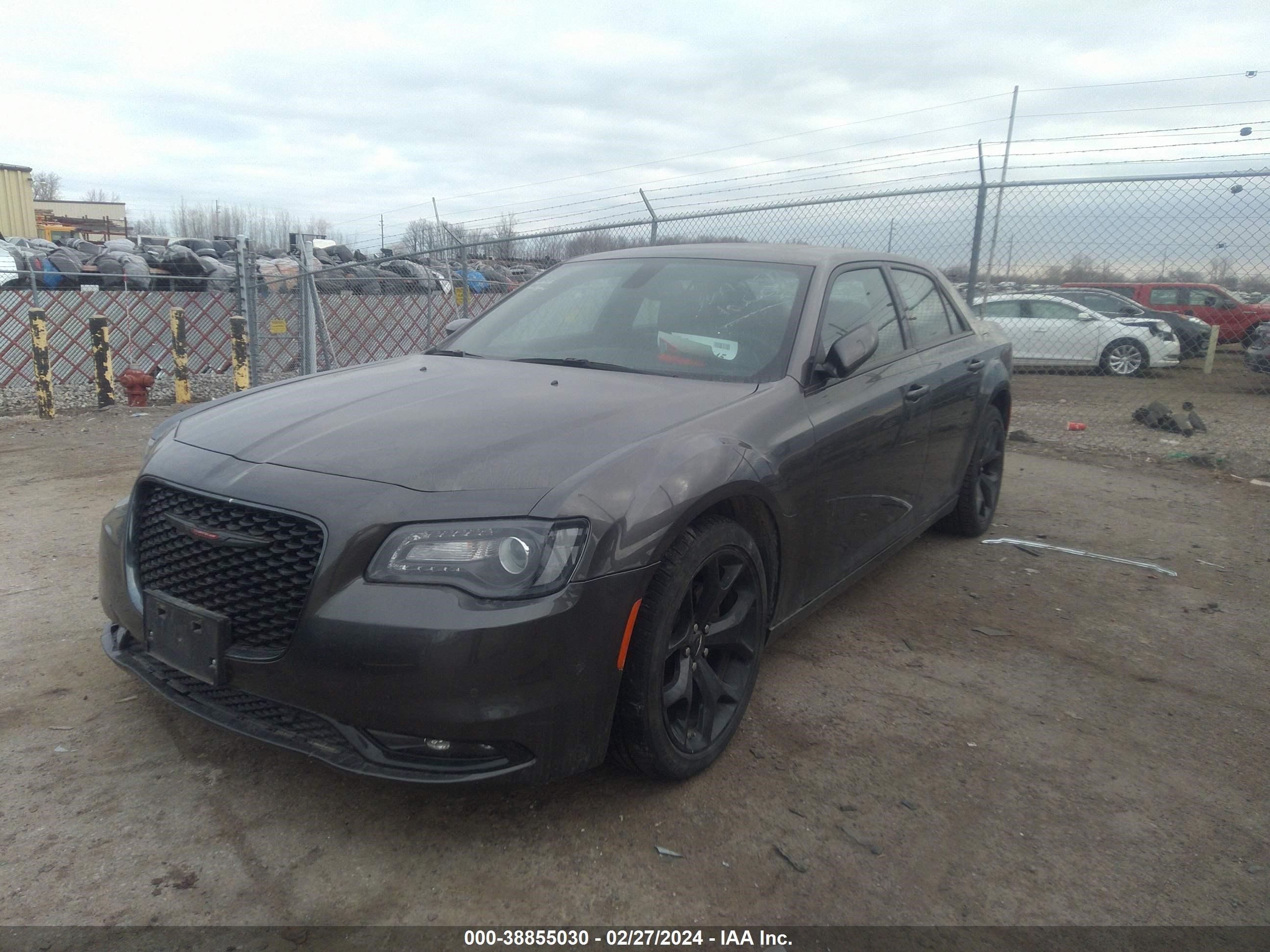 Photo 1 VIN: 2C3CCABG3NH158635 - CHRYSLER 300 